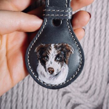 Ręcznie malowany grafitowy brelok w kształcie lizaka