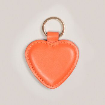 Pomarańczowy brelok w kształcie serca